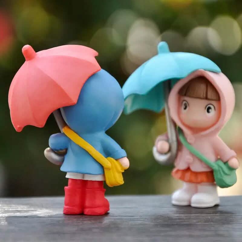 4-Piece Set: Umbrella Girl Figure Statue