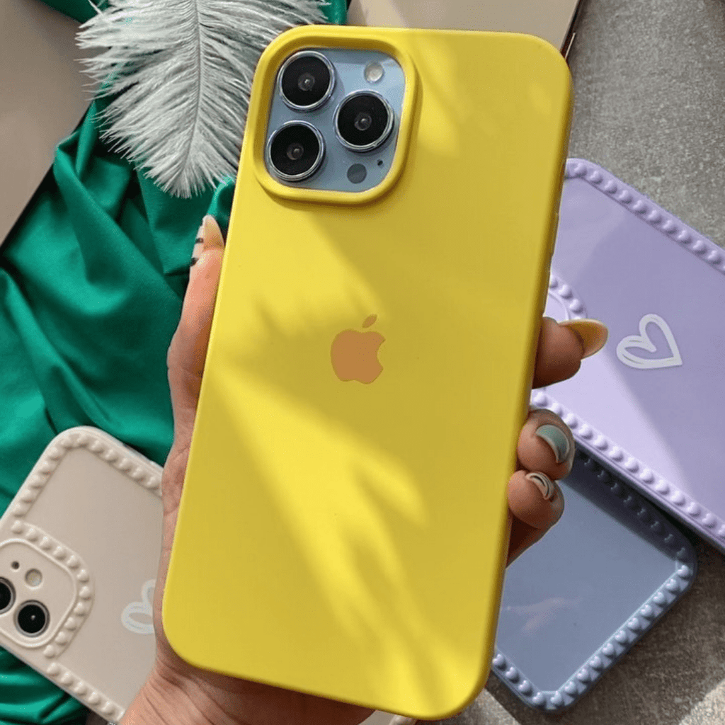 iPhone Silicone Case (Yellow)