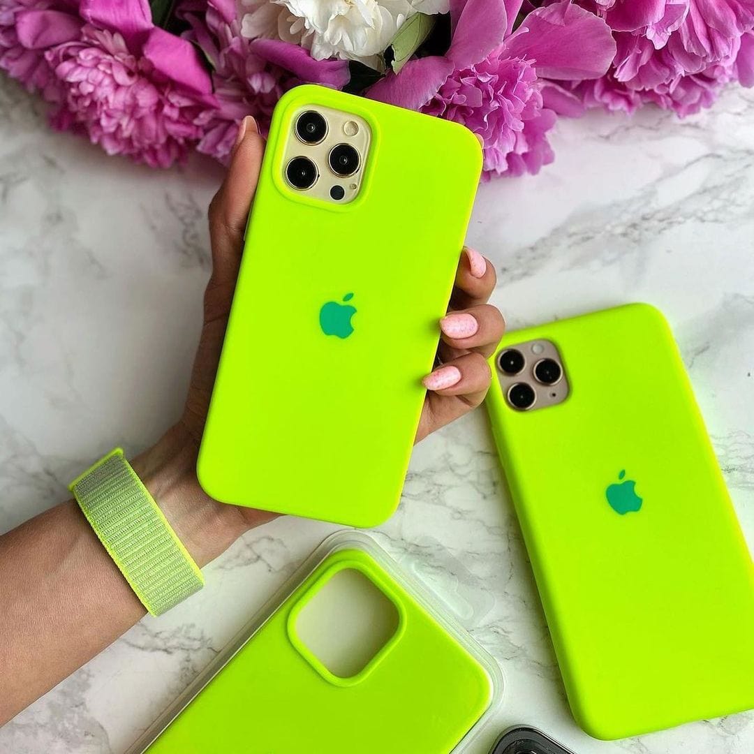 iPhone Silicone Case (Fluorescent Green)