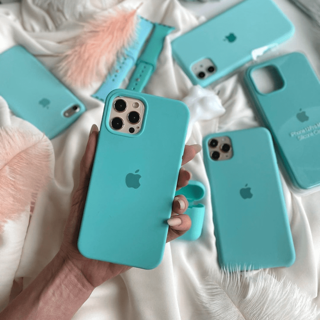 iPhone Silicone Case (Ice Sea Blue)